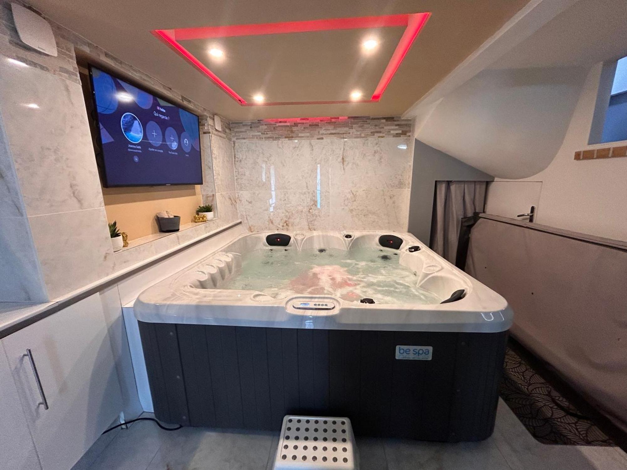 Spa Jacuzzi Moon White Vaudherland Exteriör bild